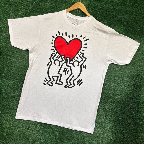 Keith Haring Carrying Heart T-Shirt Size Extra Large - Picture 3 of 5